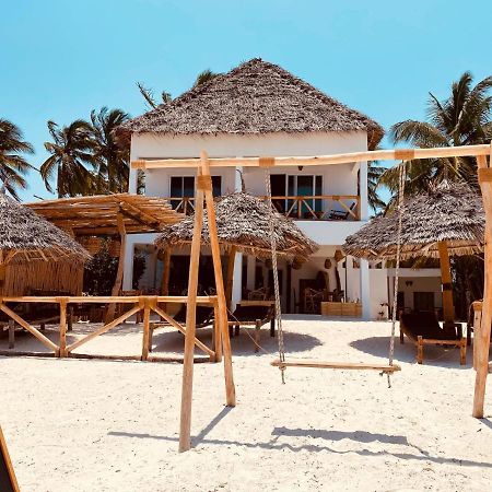 Helwas Zanzibar Beach Hotel Bwejuu Esterno foto