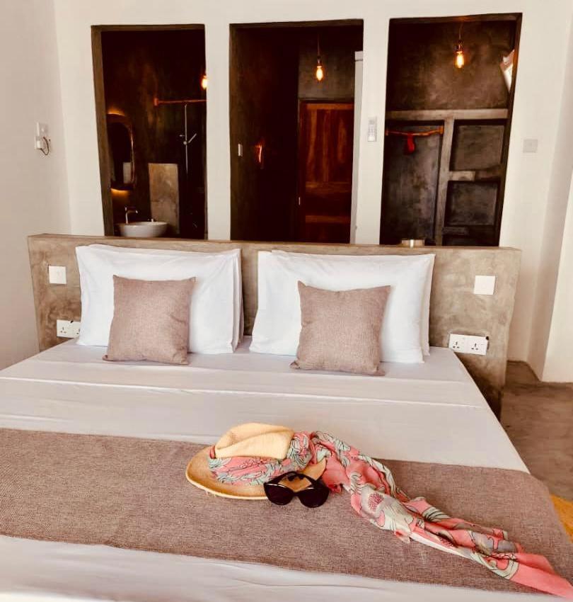 Helwas Zanzibar Beach Hotel Bwejuu Esterno foto