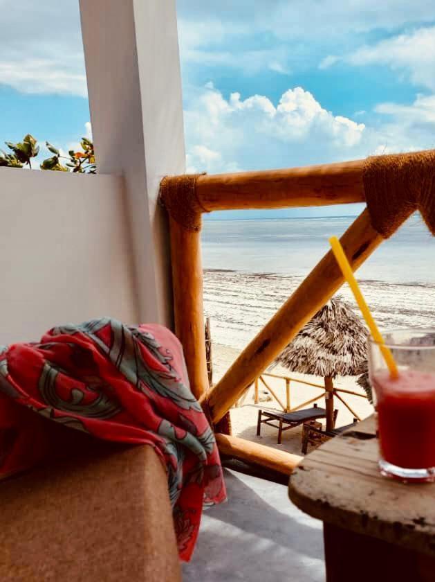 Helwas Zanzibar Beach Hotel Bwejuu Esterno foto