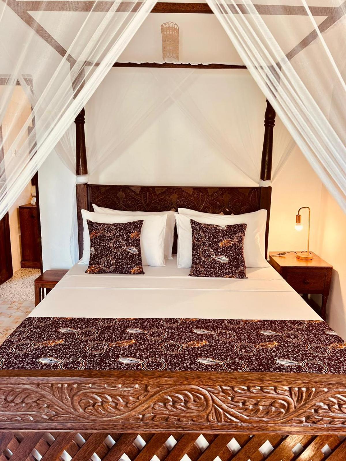 Helwas Zanzibar Beach Hotel Bwejuu Esterno foto